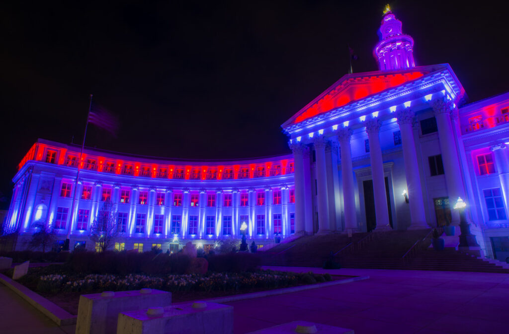 Denver rinde homenaje al personal médico de la ciudad Honoring First Responders Denver