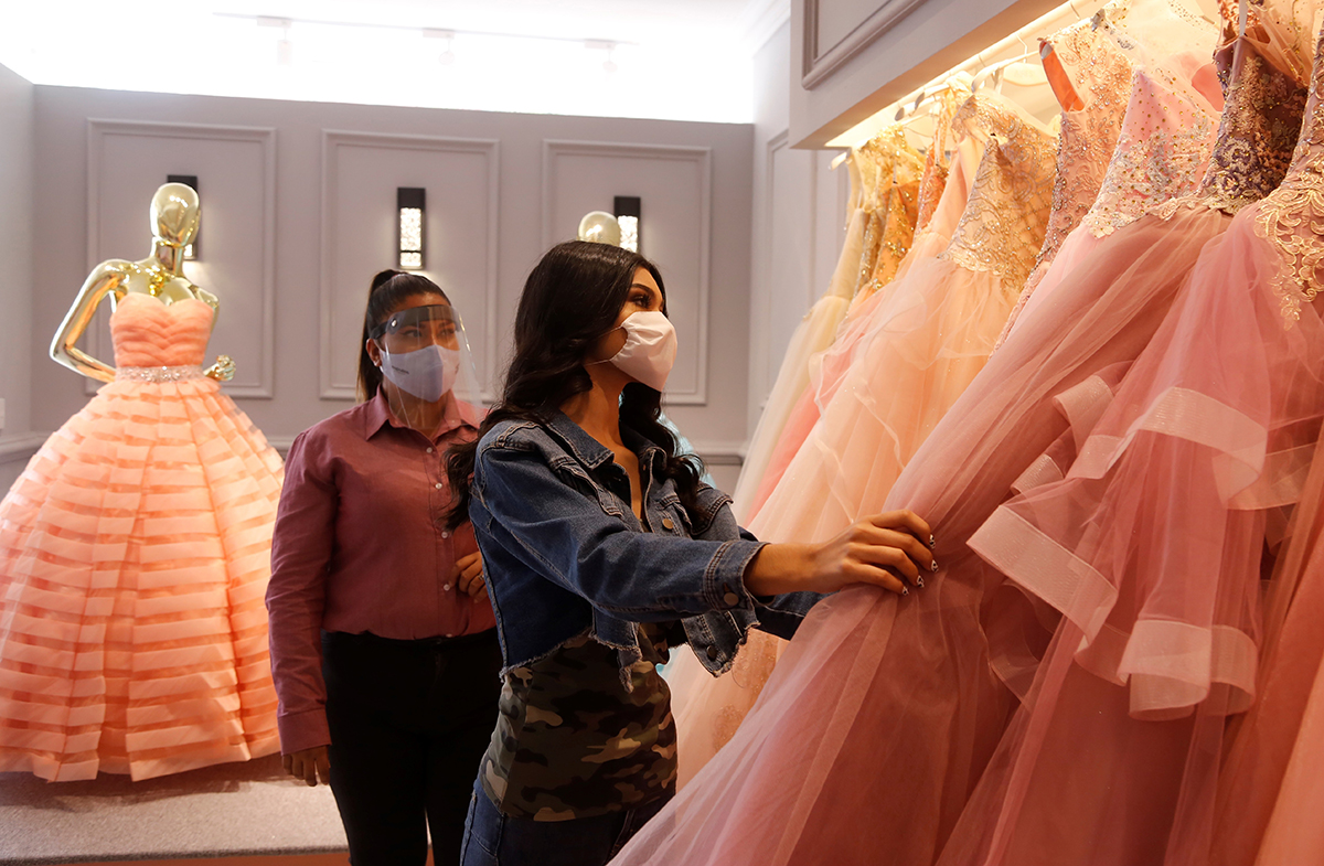 Bodas y Quinceañeras conviven con la pandemia