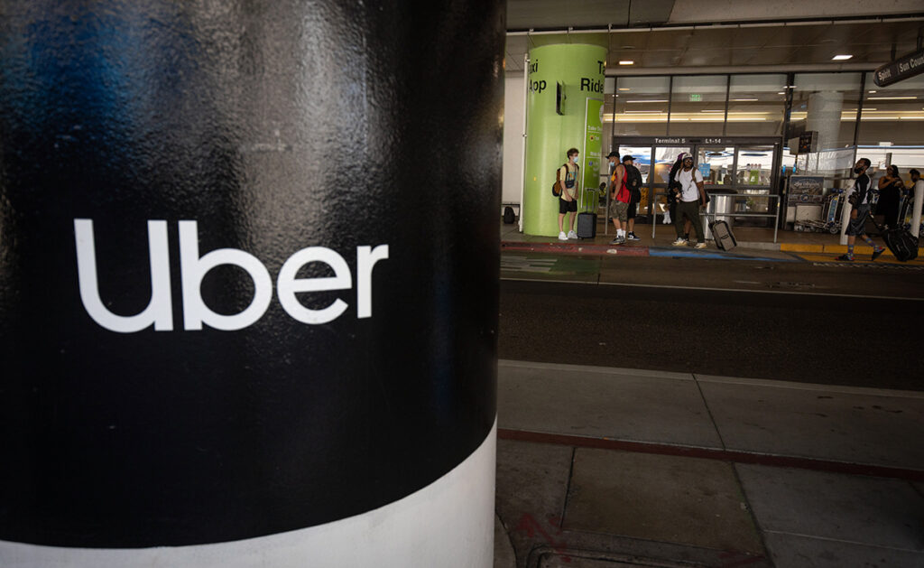 Uber amenaza con dejar de operar