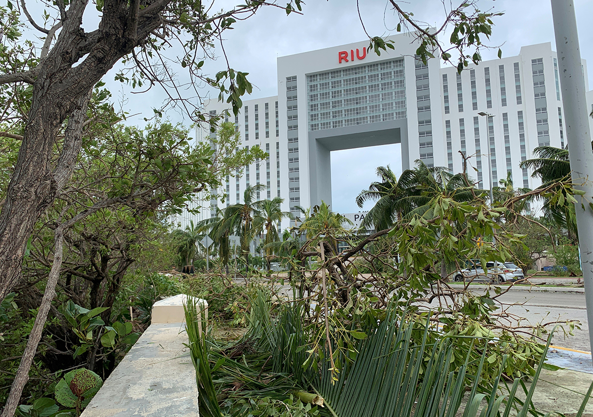 La zona hotelera resiste