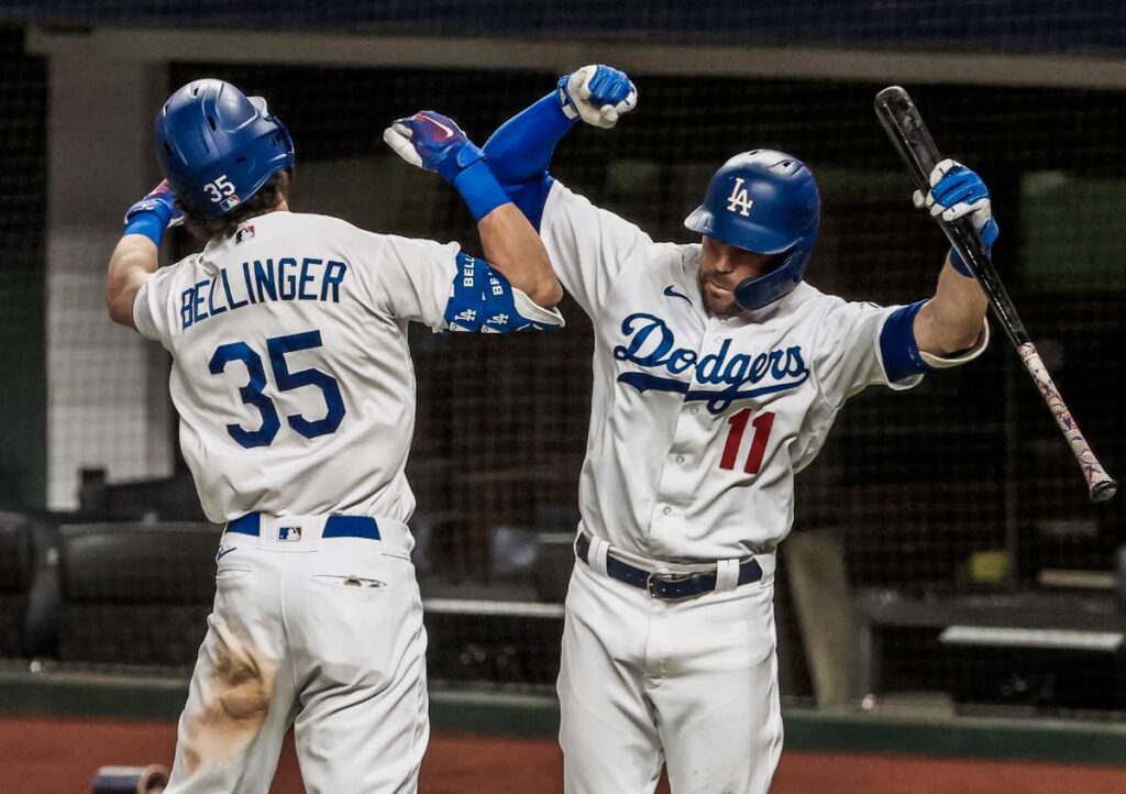latinos llevan a los Dodgers a una nueva serie