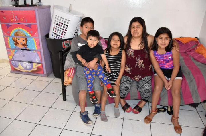 Familias mixtas esperan su "ayudita"