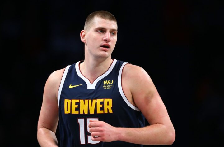 Los Nuggets caen en su debut de la temporada