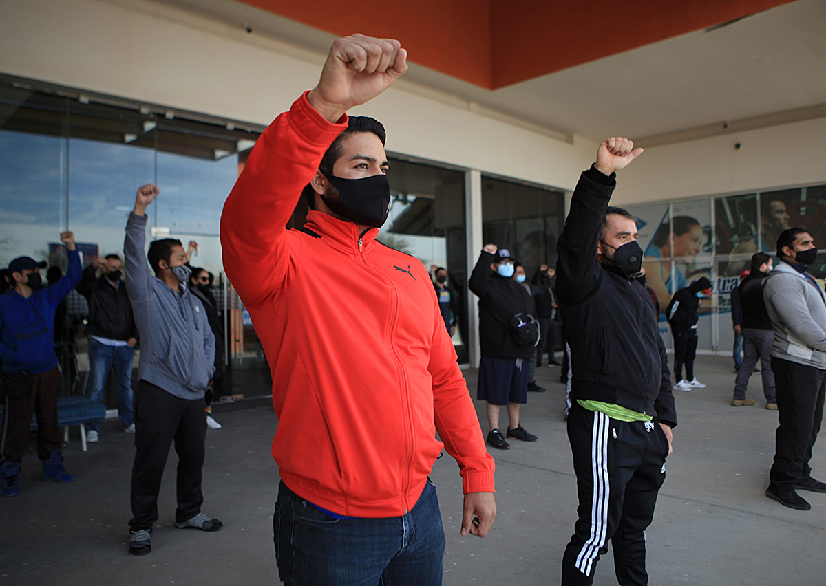 Protestan por clausura de gimnasios