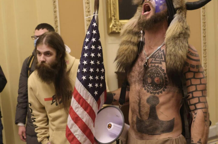 Autoridades comienzan a arrestar en EE.UU.