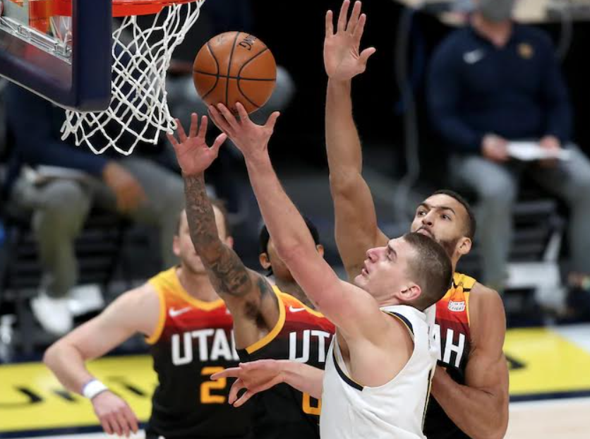 Los Nuggets frenaron la racha ganadora de once partidos de Utah