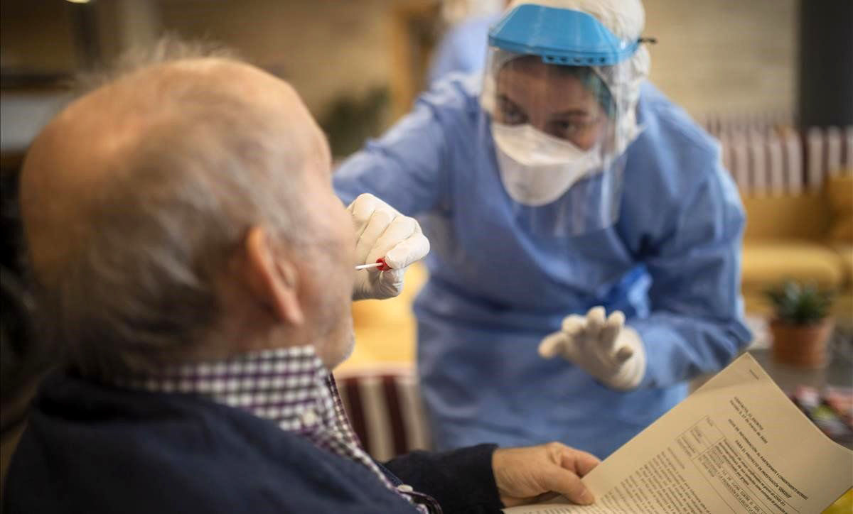 Access to Covid-19 Vaccine Expanded for Hispanics Amplían acceso de hispanos a vacuna del covid-19