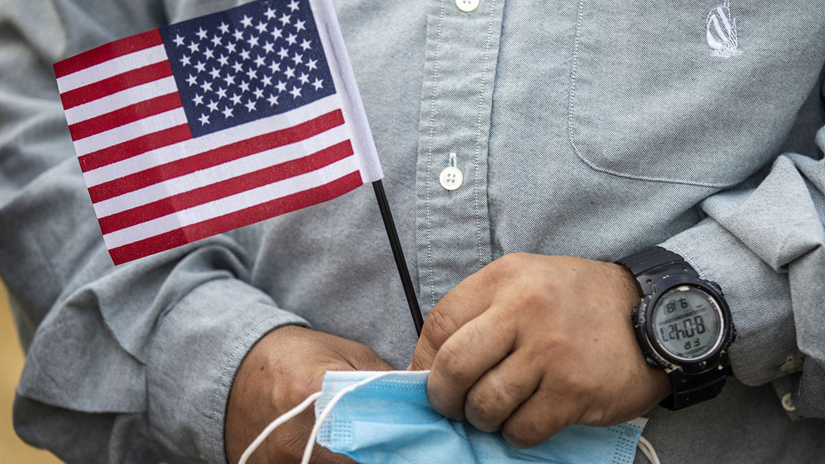 Learn about immigration Conversación sobre inmigración