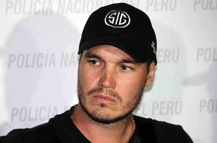 Excluyen a George Forsyth