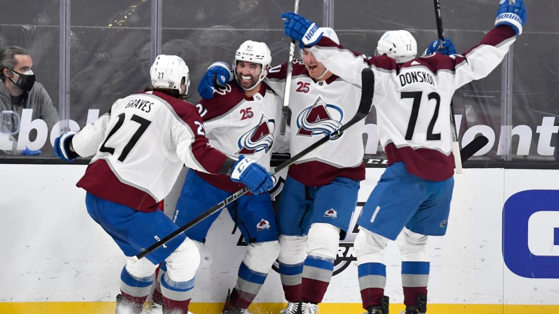Con gol en el último minuto los Avalanche ganan en Las Vegas
