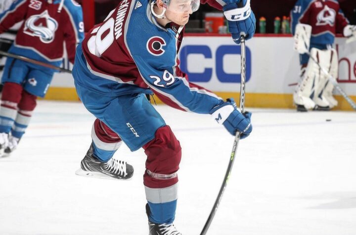 Avalanche dominó 2-0 la serie contra Los Ángeles con transmisión nacional