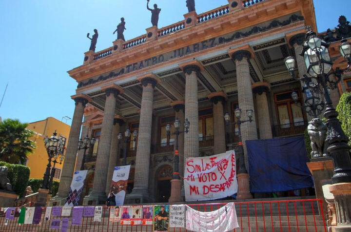 Campamento en honor a los desaparecidos
