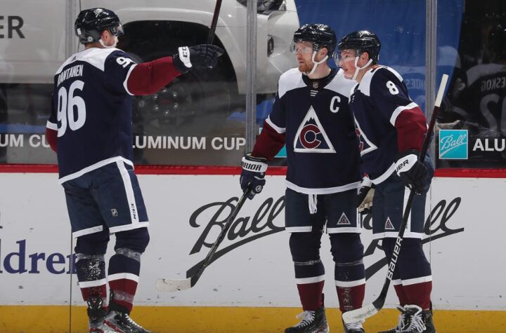 Avalanche le metió 11 goles a los Wild para barrer en la serie