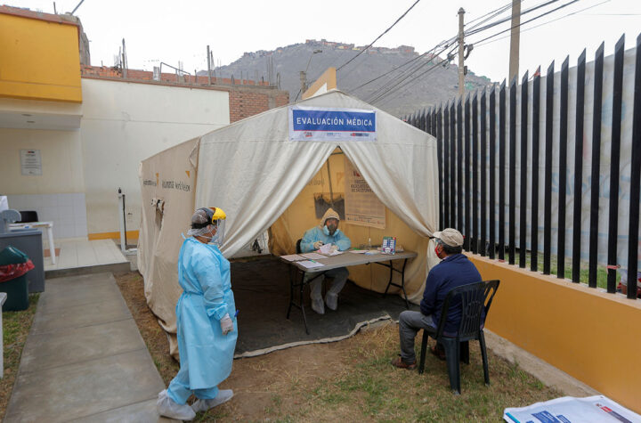 Perú recibe primer lote de AstraZeneca