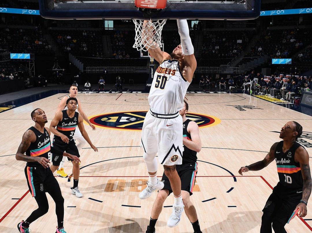 Los Denver Nuggets batieron 106 a 96 a San Antonio Spurs