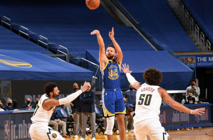 Stephen Curry y sus 53 pts le dicen que no a los Nuggets