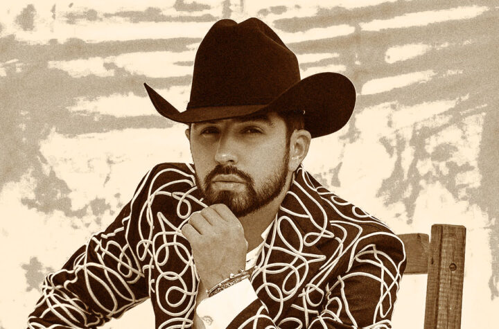 Joss Favela regresa al rancho con su música