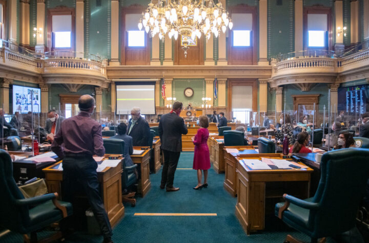 Nuevas leyes anulan paquete antiinmigrante vigente desde 2006