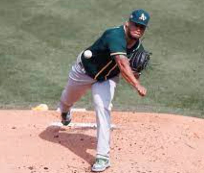 Montas controla con su serpentina a los Rockies
