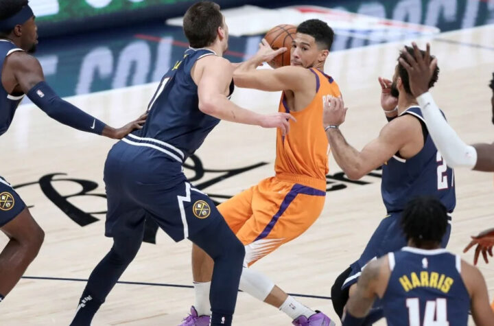 Los Nuggets están a un paso de quedar eliminados por los Suns