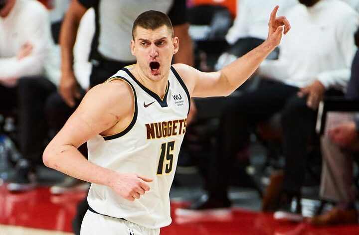 Nikola Jokic pide disculpas por su expulsión