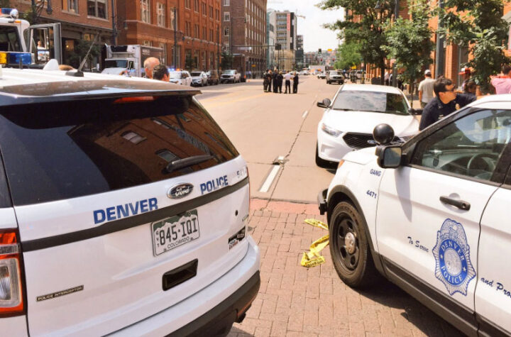 Hispano demanda a la Policía de Denver por una "golpiza injustificada"