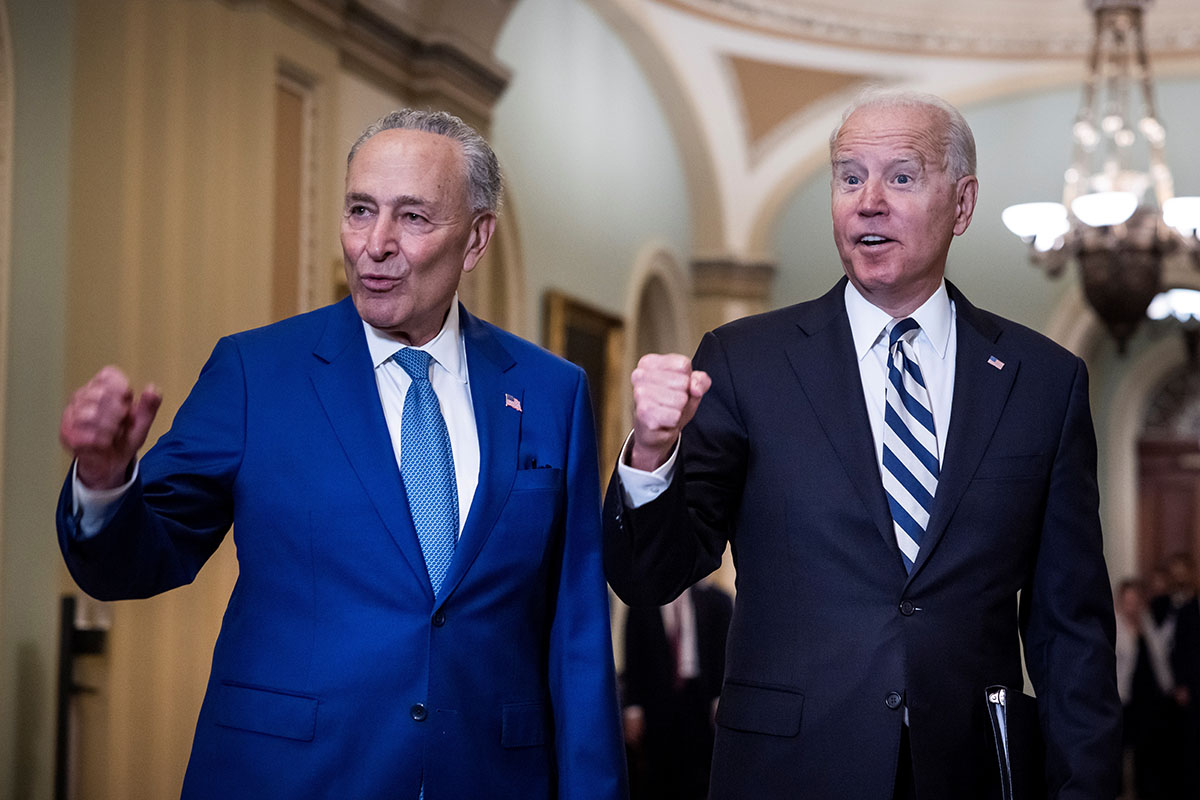 Partial Immigration Reform Approved by Democrats Reforma migratoria parcial acuerdan los demócratas