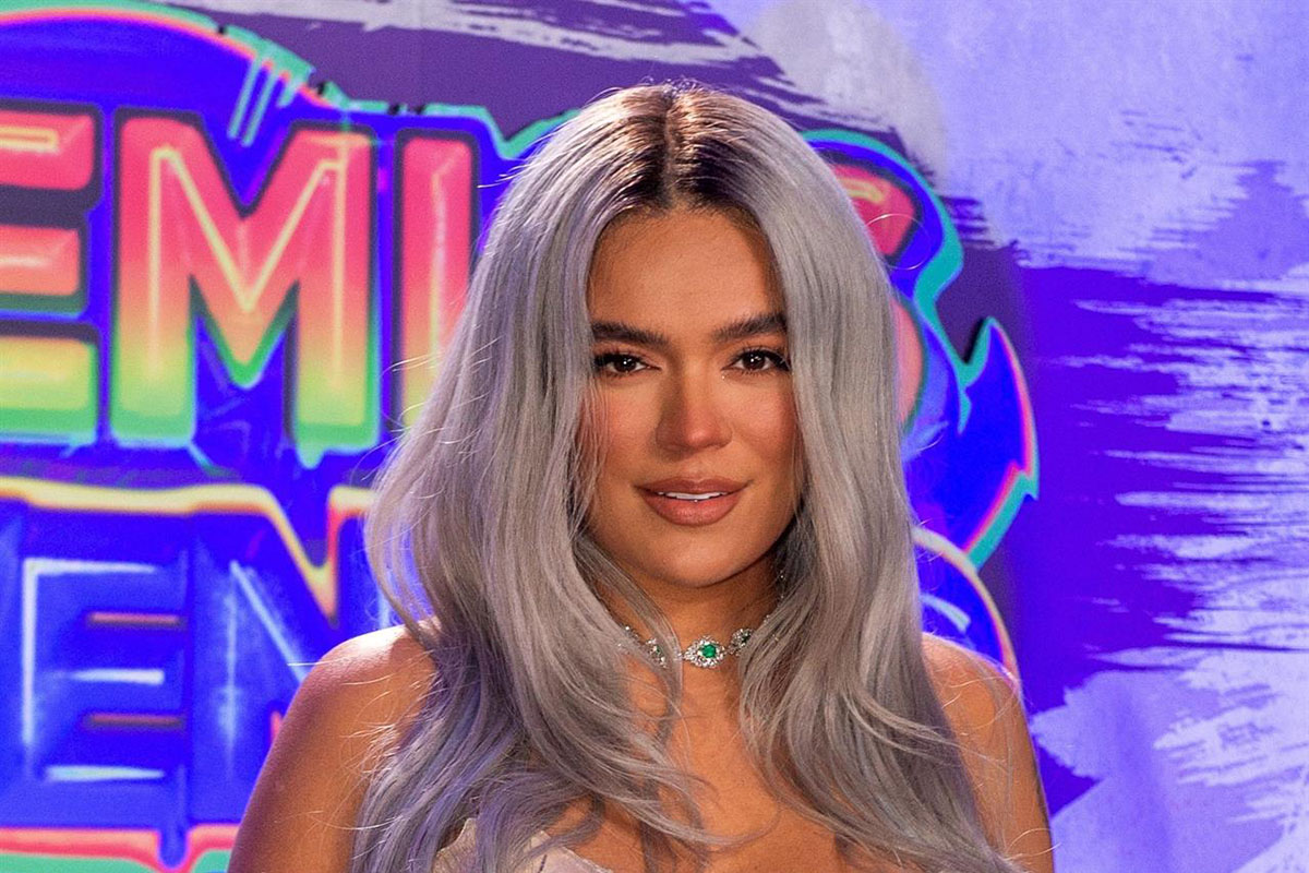 Karol G y Bad Bunny coronados en Premios Juventud