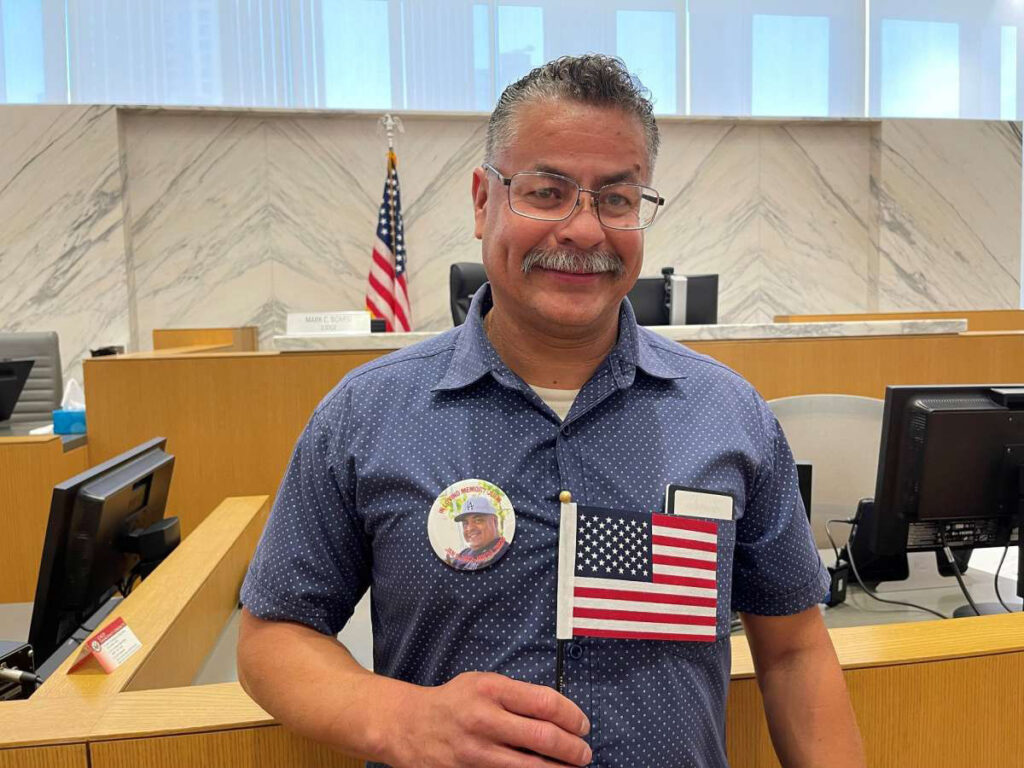Veterano deportado que demandó al Gobierno