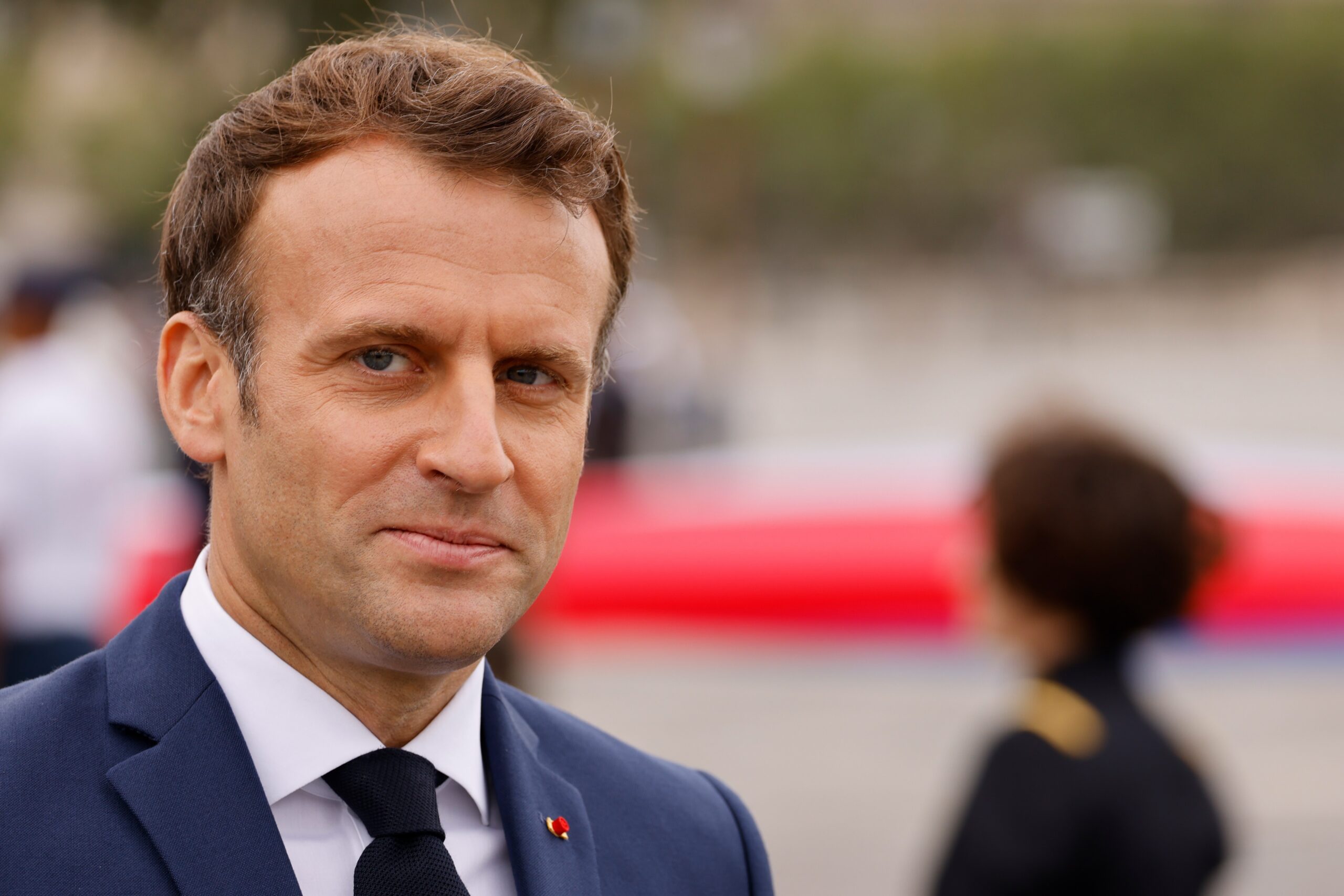 Francia endurece las medidas contra el covid-19