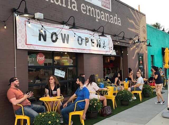 María Empanada, Adelitas, La Doña Mezcalería y TrueCare le invitan a vacunarse