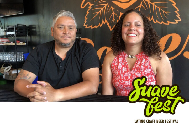 Cerveceros hispanos muestran sus productos en Denver