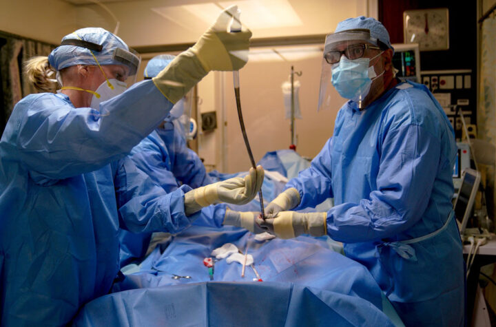 Aumentan hospitalizaciones por covid