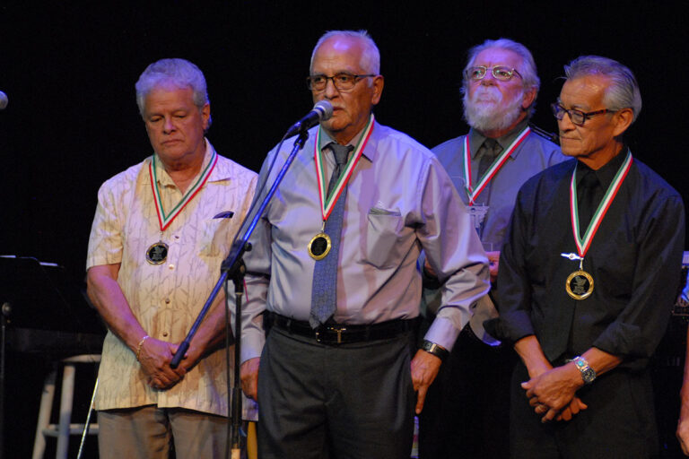 New Inductees to the Chicano Music Hall of Fame Nuevos integrantes del Salón de la Fama de la Música Chicana
