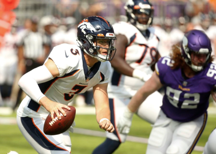 Buen juego de Lock y Bridgewater frente a los Vikings