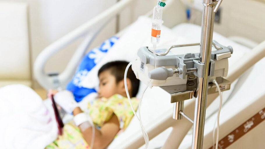 EEUU registra la mayor cantidad de niños hospitalizados por covid