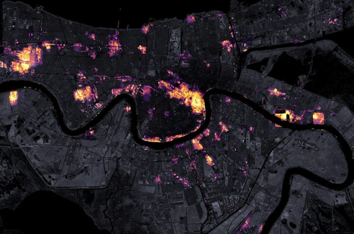 Casi un millón de clientes todavía sin luz en Nueva Orleans por Ida
