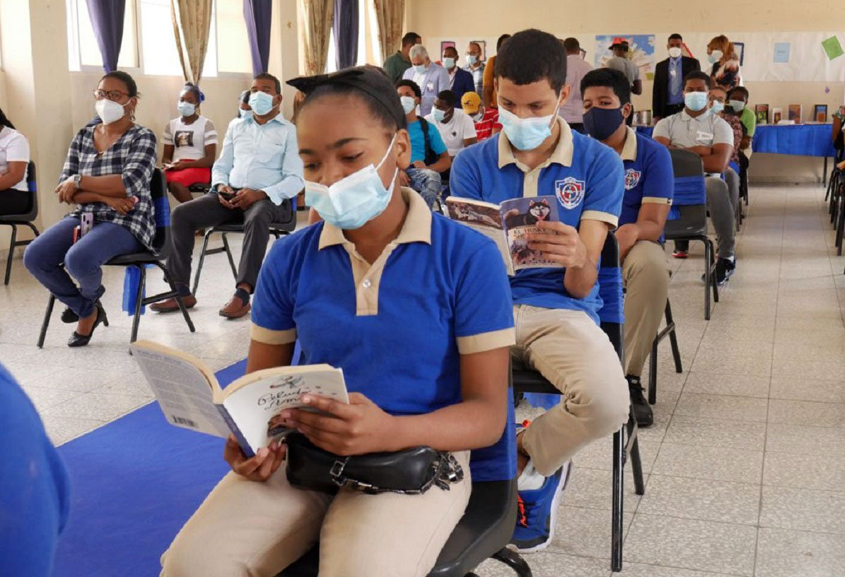 Reabren las escuelas