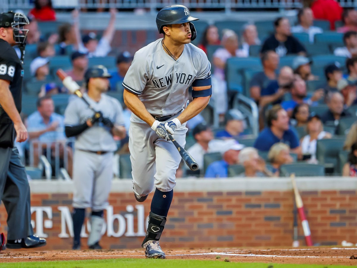 Stanton jonronea y los Yanquis siguen ganando y ampliando su ventaja por el comodín