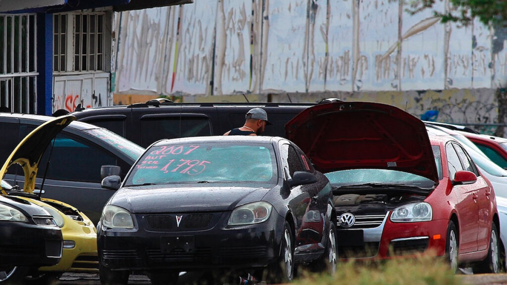 Legalizan “autos chocolate”