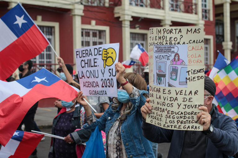 Desatada la violencia xenofóbica en Chile