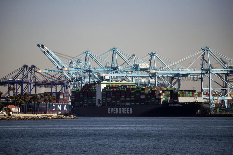 En emergencia puertos de California por congestión
