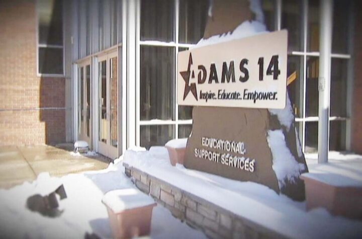 Retiran acreditación al Adams 14