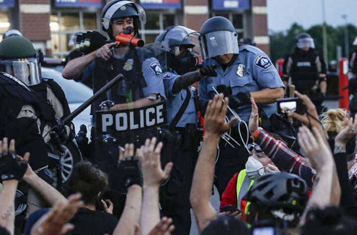 Mineápolis rechaza abolir la Policía