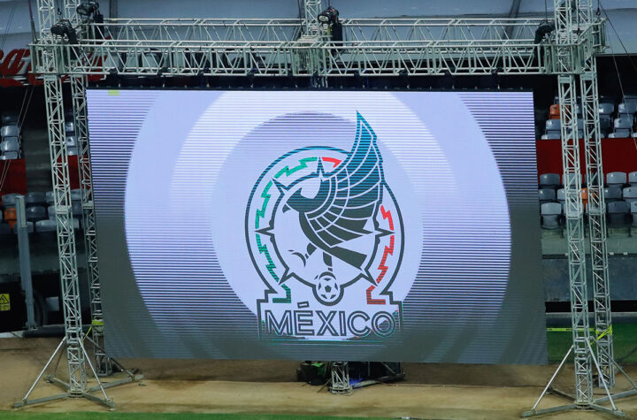 Tri con nuevo escudo