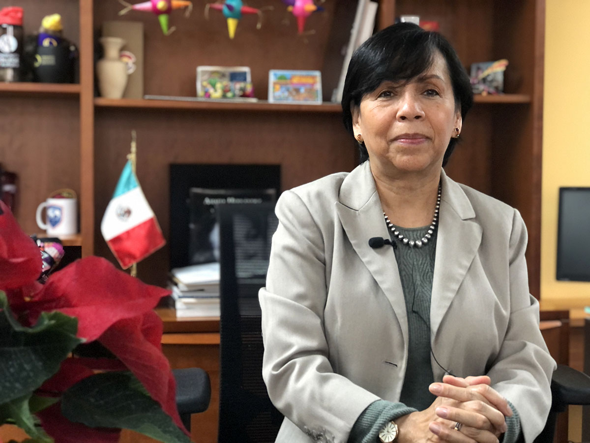 Consulado de México en Denver expide pasaporte electrónico