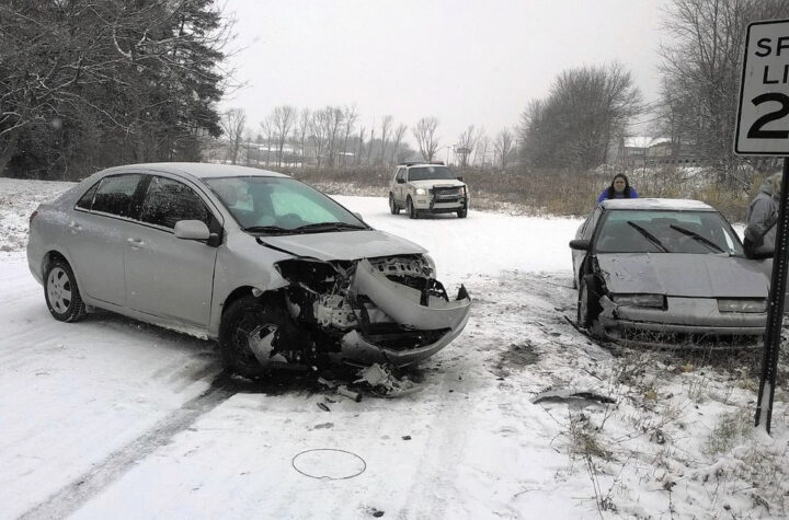 Cómo prepararse para un accidente de auto en la nieve