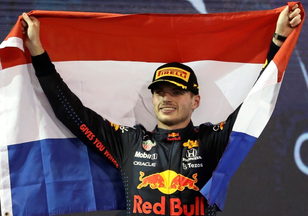 Max Verstappen destronó al Rey Hamilton