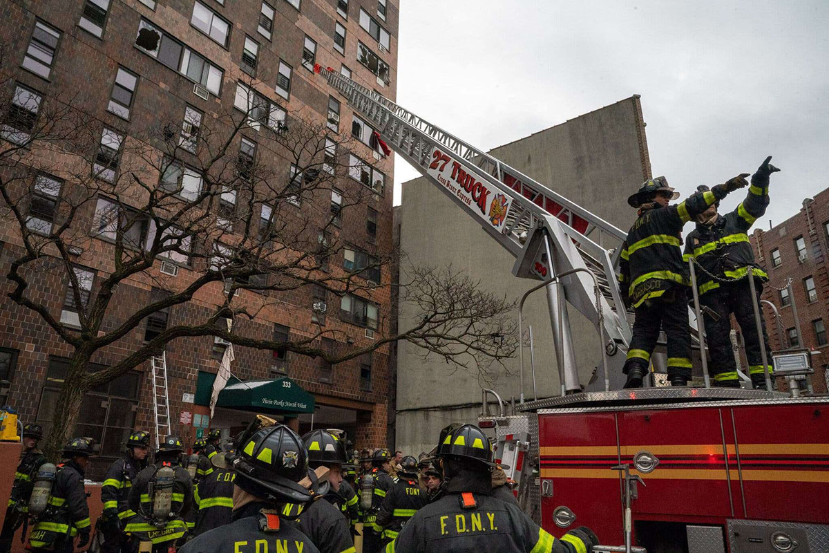 Sobrevivientes del incendio del Bronx reclaman indemnización