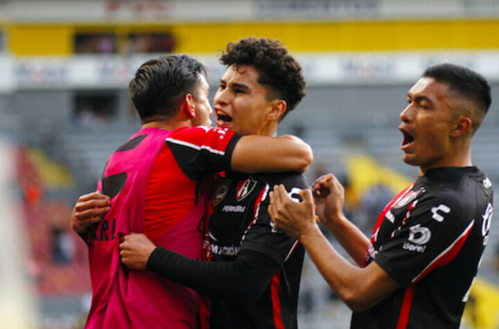 Atlas derrota al América